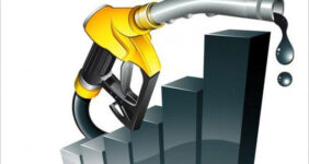 به گزارش خبرانرژی، جلیل سالاری با اشاره به اینکه مصرف بنزین اکنون زیر 100 میلیون لیتر در روز قرار دارد، افزود: با توجه به پیش‌بینی‌ها، میزان مصرف بنزین را تخمین زدیم.