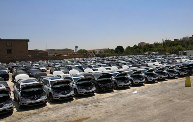 به گزارش خبرانرژی به نقل از اقتصاد خودرو: بنا به گفته مقامات وزارت صنعت و معدن، مجوزهای واردات خودرو برای شرکت هایی صادر می شود که فناوری های بهتری همزمان با واردات خودرو، به کشورمان انتقال بدهند.