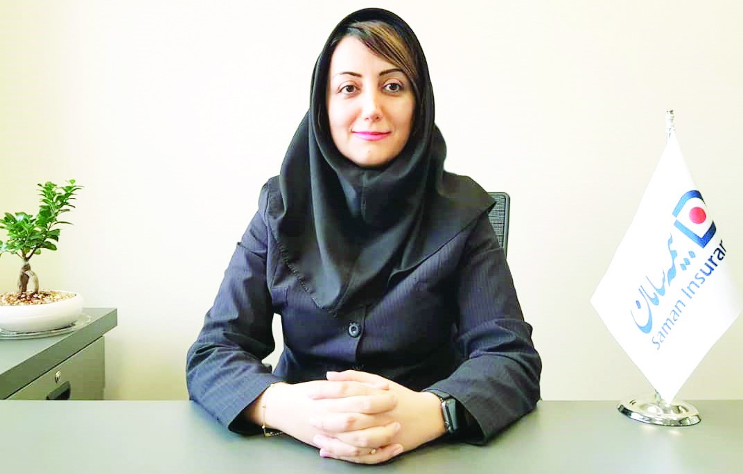 به گزارش خبرانرژی به نقل از ستاد خبری کنفرانس ملی تحول دیجیتال، بانک و بیمه، معاون فنی بیمه‌های زندگی بیمه سامان با بیان این مطلب در برنامه تلویزیونی «چشم‌انداز» با موضوع اقتصاد دیجیتال گفت: صنعت بیمه به دو بخش مهم محصولات و خدمات تقسیم می‌شود و اگرچه بسیاری از خدمات این صنعت اکنون به صورت غیرحضوری ارائه می‌شود اما به شدت نیازمند تحول دیجیتال در این حوزه هستیم.