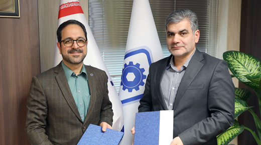 به گزارش خبر انرژی به نقل از روابط عمومی بانک سینا، مدیرعامل این بانک در این مراسم با بیان این‌که انعقاد این تفاهم‌نامه موجب هم‌افزایی در جهت مرتفع شدن مشکلات اقتصادی صنایع کوچک می‌شود، گفت: بانک سینا در کنار سازمان‌های مولد و تأثیرگذاری چون صندوق ضمانت سرمایه‌گذاری صنایع کوچک می‌تواند در مسیر فرایند تولید داخل، حامی و پشتیبان صنعت‌گران و سرمایه‌گذاران باشد.