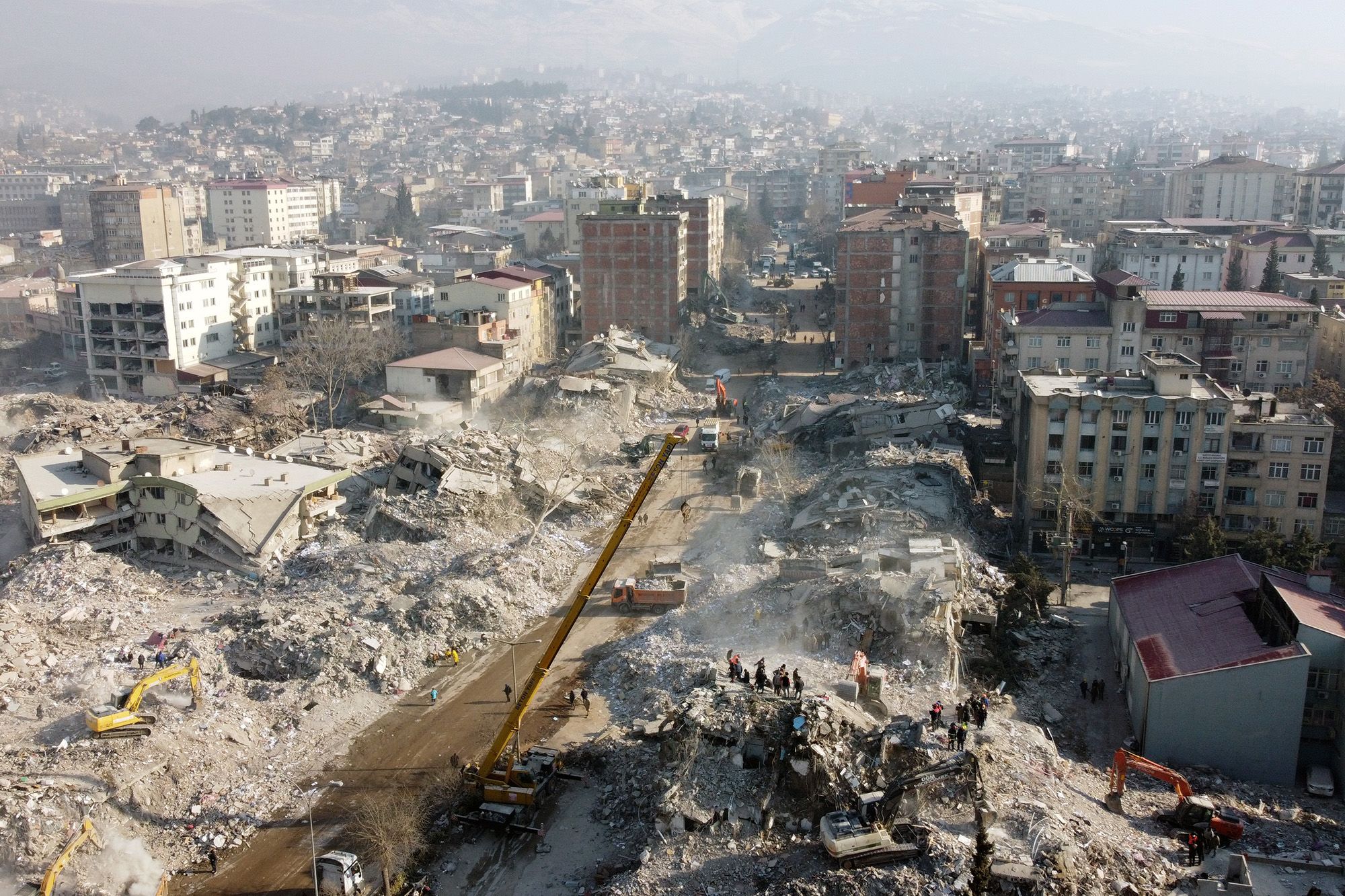 به گزارش پایگاه خبری خبرانرژی  به نقل از اقتصاد سالم، مجید معتمدی: نکات زیر جزو بزرگترین فجایع منتهی به زلزله در ترکیه و سوریه و درس‌های آن ست: