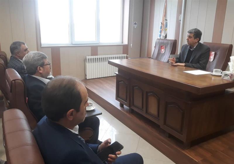 به گزارش خبر انرژی به نقل از اداره کل روابط عمومی و امور بین‌الملل بیمه مرکزی، دکتر مجید مشعلچی در جمع اعضای شورای هماهنگی صنعت بیمه در استان آذربایجان غربی با اعلام این خبر افزود: با در نظر گرفتن این نکته که خسارات ناشی از زلزله به دلیل ناپایداری منازل مسکونی و ساختمان‌های غیرمسکونی(تجاری، اداری و …) آسیب‌دیده در حال افزایش است هنوز از آثار نهایی خسارات آمار دقیقی در دست نیست.