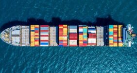 به گزارش خبرانرژی، درراستای حفظ منافع سهامداران، با ثبت افزایش سرمایه گروه کشتیرانی جمهوری اسلامی ایران ظرف سه روز کاری پس از برگزاری مجمع، سهام جایزه به پرتفوی سهامداران «حکشتی» اضافه شد.