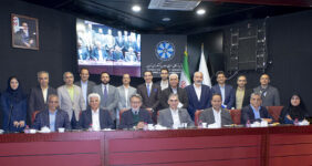 به گزارش خبرانرژی: در نوزدهمین جلسه کمیسیون «تسهیل تجارت و توسعه صادرات» اتاق تهران، شرایط جدید برگشت ارز در مرکز مبادله ارز مورد بحث و بررسی قرار گرفت.