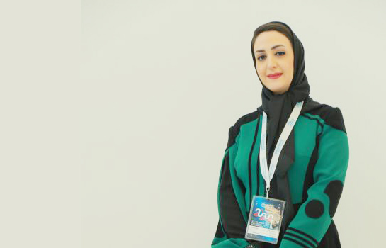 به گزارش خبرانرژی این نمایشگاه به گفته بسیاری از کارشناسان در سطح نمایشگاه های خارجی و با رعایت استانداردهای بین المللی، فرصتی طلایی برای رشد و اعتلای صنعت دارویی کشور به شمار می رود. فرصتی دست داد تا با مریم خلیلی، مدیر عامل موسسه آلند مجری برگزاری نمایشگاه بین المللی فارمکس گفت وگو کنیم تا در مورد آنچه این نمایشگاه را از نمونه های مشابه متمایز کرده است، توضیح دهد. وی در این گفت وگو که در کتاب “مجموعه گفت و گوی مدیران دارویی ایران در سال ۱۴۰۱” که با کوشش موسسه آلند انتشار یافته است، عنوان کرد که غرفه داران نمایشگاه فارمکس انتخاب شده هستند.