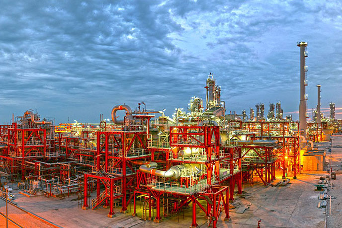 به گزارش خبر انرژی به نقل از رویترز، چندین منبع آگاه، امروز دوشنبه اعلام کردند: شرکت نفتی آرامکوی عربستان قرار است در ماه می میلادی عرضه نفت خود را به خریداران آسیایی افزایش دهد. این در حالی است که پیش از این، متعهد شده بود بر اساس طرح کاهش عرضه نفت، تولید خود را 500 هزار بشکه در روز کاهش دهد.