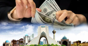 به گزارش خبرانرژی  به نقل از دنیای اقتصاد: در حالی که نرخ دلار غیر‌رسمی در واپسین معاملات سال گذشته در کانال‌های ۴۶ و ۴۷ هزار تومانی معامله می‌شد، با شروع معاملات در نخستین هفته کاری سال جدید از روز شنبه ۵ فروردین نرخ ارز مذکور دچار افزایش شد و در کانال‌های ۵۰ و ۵۱ هزار تومانی به فروش رسید.