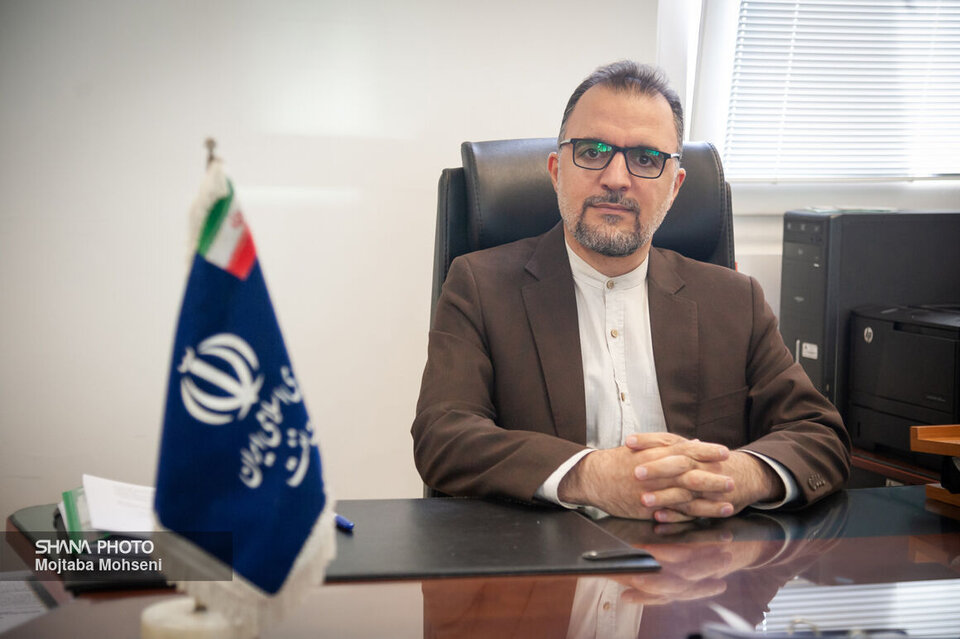 به گزارش خبر انرژی به نقل از شانا، بخشی از شرکت کنندگان در این آزمون نیروهای پیمانکاری، قراردادی و فارغ‌التحصیلان دانشگاه صنعت نفت هستند و علی ستوده، مدیرکل آموزش، برنامه‌ریزی نیروی انسانی و تحول اداری وزارت نفت درباره شرایط این گروه از شرکت‌کنندگان توضیحاتی ارائه کرد.