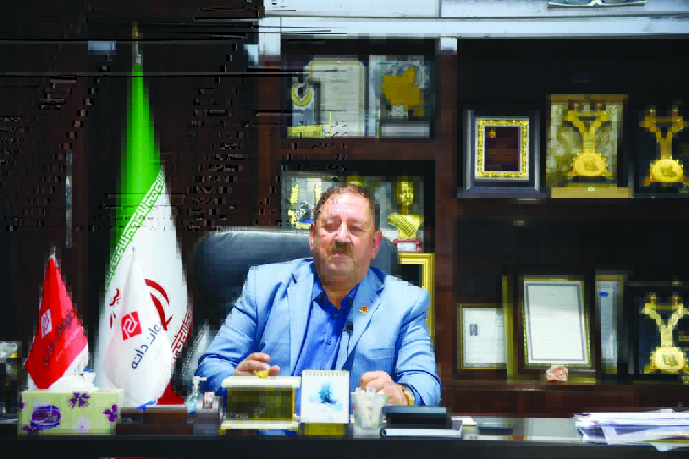 به گزارش خبر انرژی به نقل از روستانیوز: رحمان باغبان رضوان، مدیرکارخانه رضوان‌دانه، لازم است تصمیم‌گیران و تصمیم‌سازان پایه عملکرد فعلی خود را مبتنی بر اساس شناخت، ایجاد، تثبیت و  توسعه ذی‌نفعان زنجیره‌های ارزش محصولات کشاورزی و غذای ایران جریان‌سازی کنند.