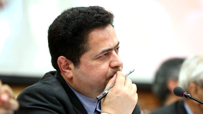 به گزارش خبرانرژی: بی‌‌‌توجهی به تهیه نقشه راه و لزوم ریل‌‌‌گذاری دقیق برای صنعت کشور، موجب شده است تا شاهد پریشان‌‌‌حالی و به دنبال آن عدم‌رشد هماهنگ و مناسب در این حوزه باشیم.