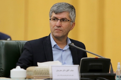 به گزارش خبر انرژِی به نقل از روابط عمومی بانک مرکزی، دکتر محرمیان در ایین رونمایی از سامانه “سیاق “‌که با حضور رئیس قوه قضائیه و رئیس کل بانک مرکزی صبح امروز در محل ساختمان بانک مرکزی برگزار شد افزود :‌ این بانک با هدف تسریع و تسهیل در اجرای احکام قضائی در شبکه بانکی و احقاق حقوق شاکیان محق مالی و همچنین دستیابی سریع و آسان و باکیفیت مردم به خدمات بین دستگاهی، با همکاری قوه قضائیه و شبکه بانکی مبادرت به ایجاد سامانه یکپارچه احکام قضائی (سیاق)کرده است .