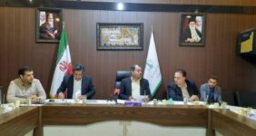 به گزارش خبر انرژی : رضوانی| امیر اشتری در نشست خبری با اصحاب رسانه که به مناسبت عید غدیر خم برگزار شد با اشاره به اینکه رویکرد این سازمان در برگزاری برنامههای ویژه عید غدیر خم، توجه به محلات مختلف با موضوعیت توزیع عادلانه سرانههای فرهنگی است،افزود:با برگزاری بیش از ۱۱۰ جشن محلهای و برپایی مواکب پذیرایی و فرهنگی با اولویت مناطق کم برخوردار تلاش می کنیم با برگزاری این جشنها، نوای عید غدیر در محلات مختلف شهر طنین انداز شود .