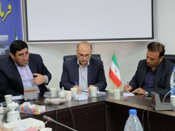 به گزارش خبرانرژی به نقل از سازمان امور عشایر ایران، سیاوش احمدی‌میرقائد در شورای عشایری سوادکوه در محل فرمانداری این شهرستان با اشاره به خدمات عشایر به کشور، اظهار داشت: ۱.۵ میلیون نفر جمعیت عشایری در کشور داریم که ۲۵ درصد گوشت قرمز، ۳۸ درصد دام سبک و ۳۵ درصد صنایع دستی کشور را تولید و تامین می‌کنند که نشان دهنده جایگاه ویژه آنان در تولید و اقتصاد مقاومتی است.