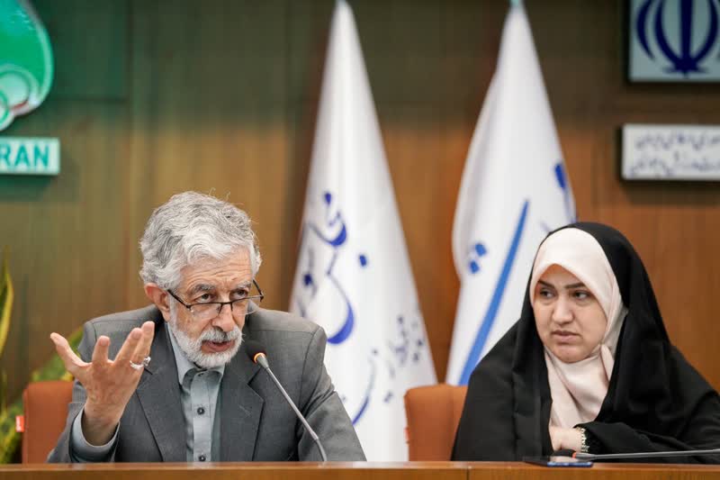 به گزارش خبرانرژی : سمیه رفیعی رئیس فراکسیون محیط زیست با تاکید بر اینکه جوان امروز را جدا از جوان دیروز می‌دانم، گفت: جوانان امروز با تمام اتفاقاتی که برای آنها رقم می‌خورد فکر و ذهن بلندی دارند، اندیشه آنها تنها محدود به ایران نیست، جوان ایرانی ارزش‌های اسلامی را شناخته و در بدترین حالت حقیقت را عنوان می‌کند، باید از این حقیقت جوان ایرانی در جهت عمران و آبادانی کشور بهره بگیریم.