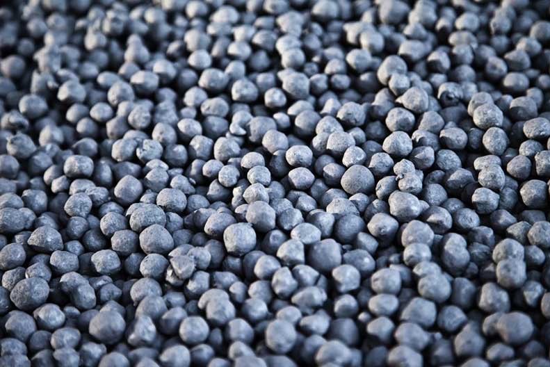 به گزارش خبرانرژی، در دو ماهه نخست امسال بیشترین حجم صادرات فولادی‌ها را شمش فولاد و بیشترین رشد صادرات را آهن اسفنجی به خود اختصاص داده است.