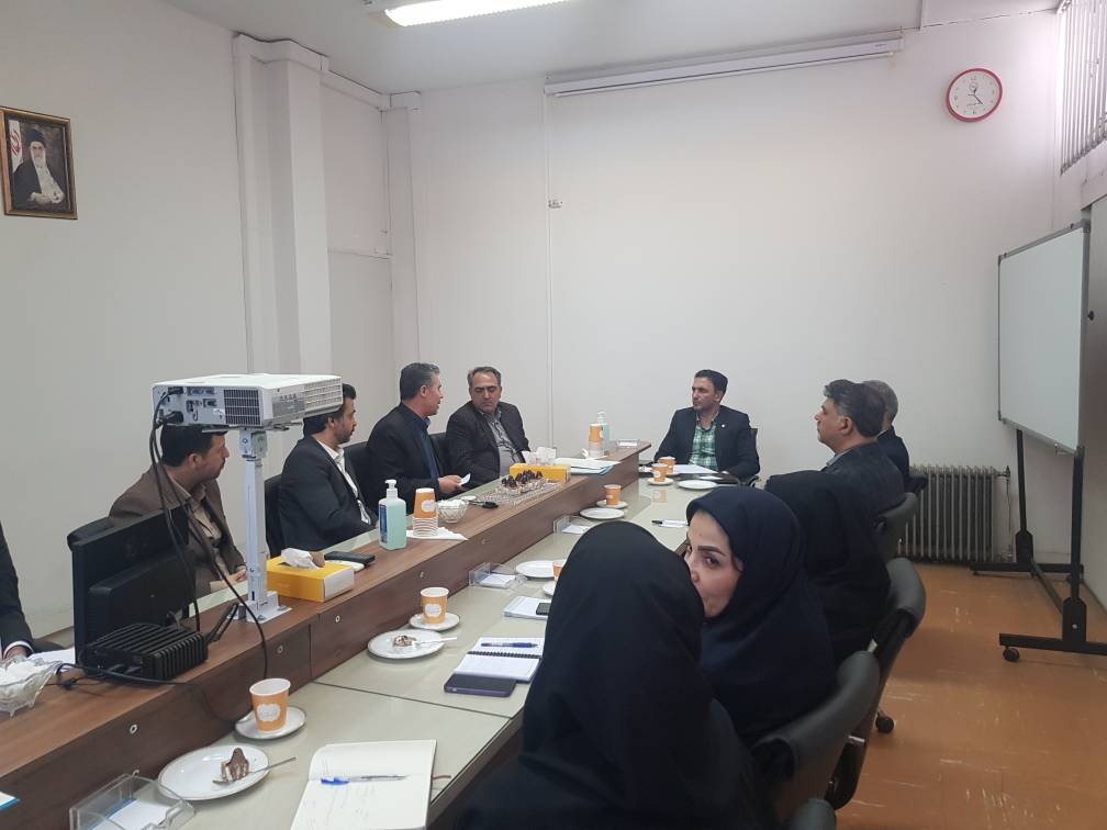 به گزارش خبر انرژی به نقل از روابط عمومی بانک ملی ایران، صمد عزیز نژاد عضو هیات مدیره بانک در جریان بازدید از این اداره کل ، بر ضرورت حاکمیت ریسک در سازمان و همچنین اهمیت کمیته ریسک، به‌عنوان بازوی مشورتی هیات‌مدیره تاکید کرد.