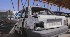 به گزارش خبر انرژی به نقل از خانه ملت، لطف اله سیاه کلی درباره افزایش قیمت خودروهای فرسوده طی هفته های گذشته، گفت: از انجاکه آیین نامه واردات خودروهای کارکرده هنوز در دولت تصویب نشده بنابراین واردات این خودروها کلید نخورده است اما این وضعیت نشان دهنده فعالیت سوداگران است.