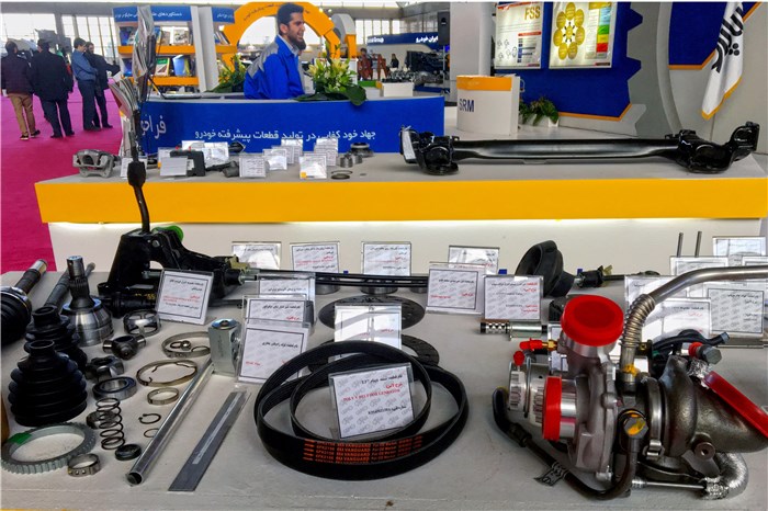 به گزارش خبر انرژِی به نقل از ایرنا، این نمایشگاه با حضور بیش از ۵۸۰ شرکت داخلی و بیش از ۴۶۹ شرکت کننده خارجی از جمله از کشورهای ایتالیا، آلمان، هند، چین، ترکیه، امارات، کره جنوبی، تایوان و اندونزی از امروز (۲۲ مرداد) تا ۲۵ مرداد در محل دائمی نمایشگاه‌های بین‌المللی تهران برگزار می‌شود.