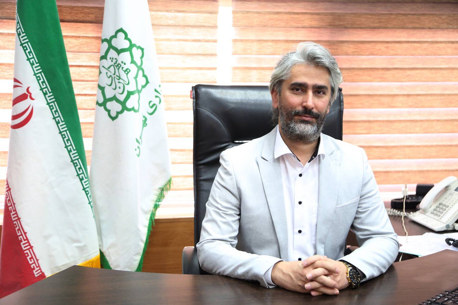 به گزارش خبر انرژی به نقل از روابط عمومی شهرداری منطقه ۱0؛ «سعید قلیچ‌خانی» گفت: به منظور افزایش آگاهی و مهارت‌های عمومی پرسنل با کلیات مفاهیم کمکهای اولیه، ایمنی، آتش‌نشانی و فراگیری راهکارهای جلوگیری از توسعه حریق و کنترل آن،  اداره بحران منطقه، کارگاه آموزشی در قالب دوره آموزشی «پویش شهر آماده» ویژه پرسنل میادین میوه و تره بار منطقه برگزار کرد.