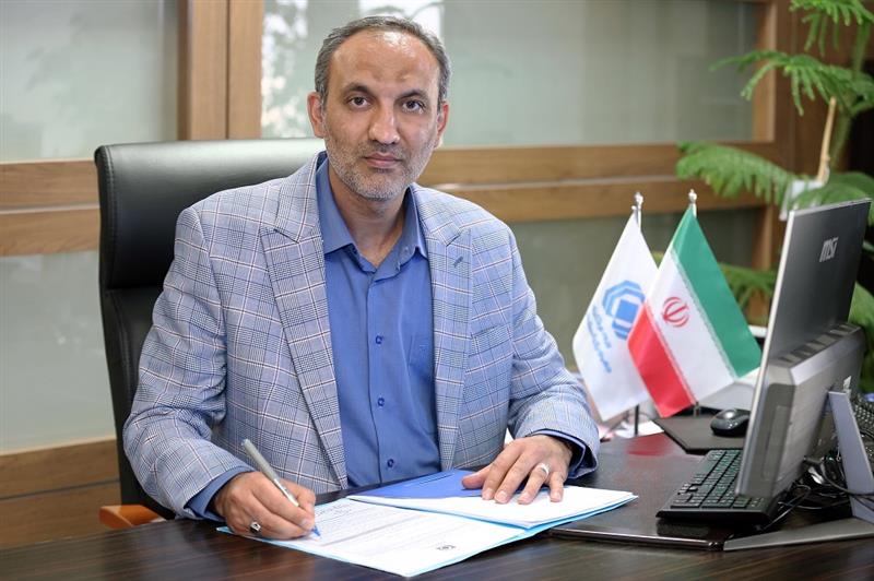 به گزارش خبر انرژی به نقل از اداره کل روابط عمومی و امور بین الملل بیمه مرکزی، علی استادهاشمی به پیشنهاد وزیر امور اقتصادی ودارایی و تصویب هیات دولت به عنوان رییس کل بیمه مرکزی منصوب شد.