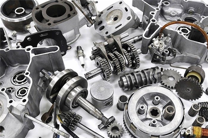 به گزارش خبر انرژی به نقل از صداوسیما، محمدرضا نجفی منش رئیس انجمن صنایع همگن قطعه سازی در خصوص هماهنگی با قطعه سازان برای تولید، تامین و خدمات پس از فروش قطعات خودرو‌های وارداتی گفت: با قطعه سازان هیچگونه هماهنگی در زمینه تامین قطعات خودرو‌های وارداتی صورت نگرفته، اما قطعه سازان بخش‌هایی را که می‌توانند تامین می‌کنند.