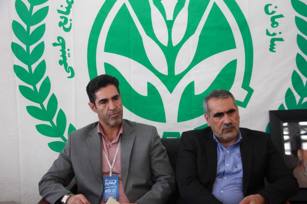 به گزارش خبرانرژی به نقل از روابط عمومی صندوق مشترک استان‌ها سازمان نظام مهندسی کشاورزی و منابع طبیعی کشور ، فرماندار دلفان وضعیت کشاورزان و باغداران این منطقه را نامطلوب عنوان کرد و گفت: در حال حاضر درآمدکشاورزان و باغداران بسیار کم و پایین است زیرا محصولات آنها بازدهی بسیار کمی دارد.