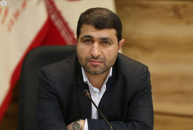 به گزارش خبر انرژی به نقل از روابط عمومی بانک دی، میثم اروز با تشریح آخرین وضعیت واگذاری خودروهای داخلی به ایثارگران معزز بر اساس بند و تبصره ۷ قانون بودجه ۱۴۰۲ گفت: مقرر شده بود که از ابتدای پاییز هر ماه ۲۲۰۰ ایثارگر معزز برای دریافت خودروی داخلی فراخوان شوند که تاکنون طی دو فراخوان برای حدود ۴۴۰۰ نفر پیامک ارسال شده و منتظر اعلام فراخوان سوم ازسوی خودروسازی‌های ایران خودرو و سایپا برای گروه سوم ایثارگران معزز هستیم.