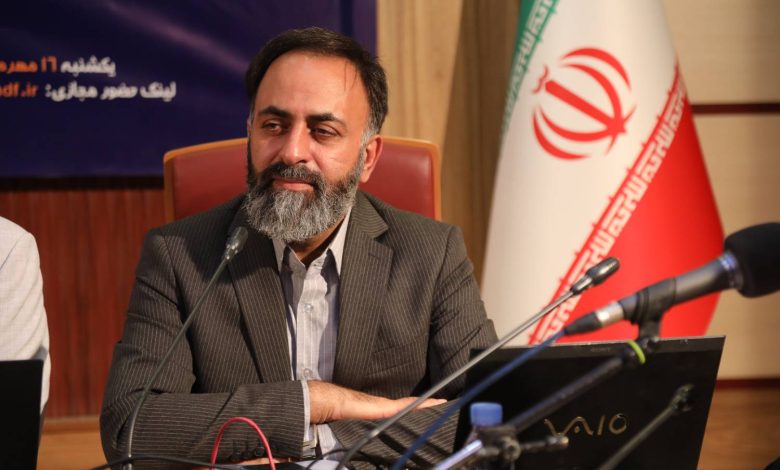 به گزارش خبر انرژی به نقل از قرارگاه، محسن خلیفه ، سخنگوی قرارگاه اجرایی بیانیه گام دوم با اعلام این خبر افزود : در گام دوم انقلاب موضوع عدالت در توزیع امکانات و رفاه در سطح کشور ، یکی از محورهای اصلی این مسیر است و در شرایطی که مسکن نیاز ضروری خانواده های ایرانی است ، نباید هموطنانمان در مناطق محروم در تأمین این نیاز ، دچار محنت شوند.