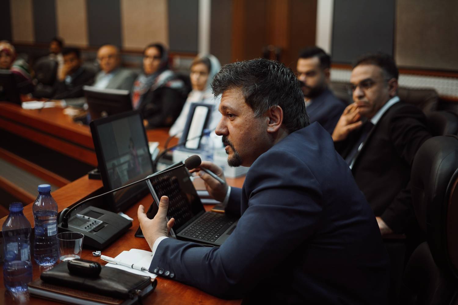 به گزارش خبر انرژی ، دبیرخانه این رویداد از آذرماه سال جاری پذیرای طرح های استارت آپی بود که بعد از بررسی این طرح ها با شاخصهای اقتصادی توسط تیم منتورینگ و داوری، طرح های منتخب به رویداد راه یافتند.