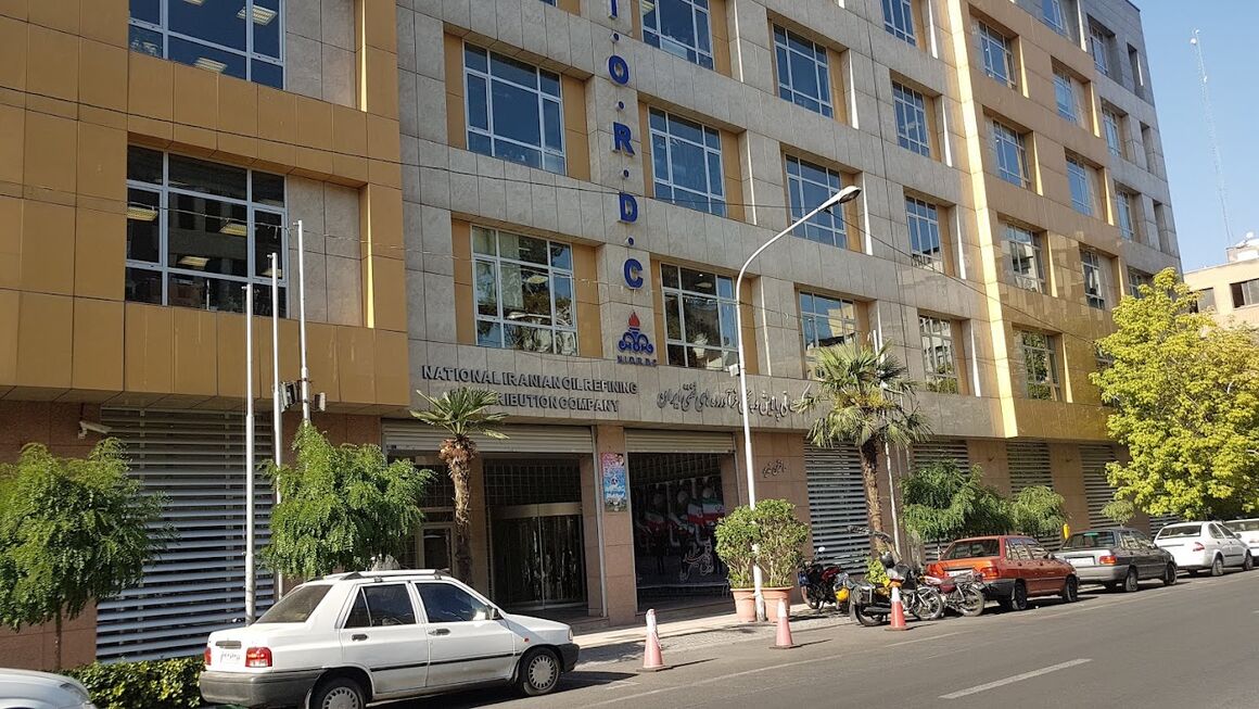 به گزارش خبرانرژی به نقل از وزارت نیرو، علیرضا پرنده مطلق معاون فنی و مهندسی ساتبا امروز (سه‌شنبه، هشتم خردادماه) در نشست خبری افتتاح طرح‌های آب و برق استان سیستان و بلوچستان در محل وزارت نیرو، درباره برنامه‌های وزارت نیرو برای توسعه انرژی‌های تجدید پذیر در این استان و افتتاح «نیروگاه بادی میل نادر»، گفت: استان سیستان و بلوچستان یکی از غنی‌ترین استان‌های کشور در حوزه انرژی‌های تجدید پذیر است که در بخش‌های انرژی خورشیدی در سراسر استان، انرژی بادی در منطقه میل نادر، انرژی زمین گرمایی در منطقه تفتان و انرژی امواج دریا در جنوب استان از توانمندی‌های بالایی برخوردار است.