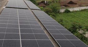 به گزارش خبرانرژی به نقل از خبرنگار اقتصادی ایرنا، افزایش ظرفیت انرژی‌های تجدیدپذیر یکی از برنامه‌های مهم وزارت نیرو در دولت سیزدهم است. براین‌اساس رسیدن به ظرفیت ۱۰ هزار مگاواتی در این بخش هدف‌گذاری شده است.