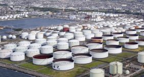 به گزارش خبرانرژی به نقل از ایسنا، وزارت انرژی آمریکا، روز جمعه دو درخواست برای خرید مجموع ۶ میلیون بشکه نفت خام برای تحویل به پایگاه «بایو چوک تاو» خود در لوئیزیانا از سپتامبر تا دسامبر، صادر کرد.