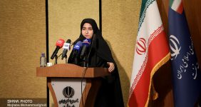 به گزارش خبرانرژی به نقل از خبرنگار شانا، سارا فلاحی امروز (یکشنبه، ۲۷ خرداد) در آیین امضای قراردادهای طرح توسعه و بهره‌برداری میدان‌های چنگوله و بندکرخه و خرید خدمات فرآورش نفت خام با سرمایه‌گذاری حدود ۲ میلیارد دلار، با بیان اینکه بدون‌شک اتفاق مثبت امروز در خاطر مردم ایلام خواهد ماند، بیان کرد: از وزیر نفت تشکر می‌کنم که برای بهره‌برداری از این طرح منتظر خارجی‌ها نماند و چنین پروژه‌ای را به‌ دست توانمند متخصصان داخلی سپرد.