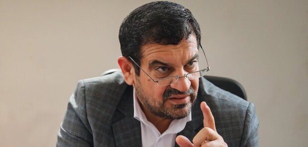 به گزارش خبرانرژی، سید محمد مولوی در گفتگو با خبرنگار مهر اظهار کرد: پتروشیمی آبادان حدود ۲ ماه است که حقوق پرداخت نکرده و سه ماه بیمه اعمال نکرده است.