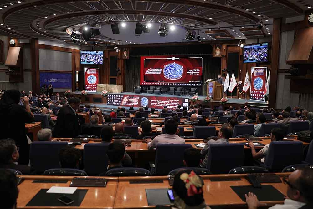 به گزارش خبرانرژی به نقل از رونق اقتصاد، دکتر محمدفرزاد میرزایی‌قلعه دبیر کنگره بین‌المللی توسعه و توانمندسازی اقتصاد گردشگری در این مراسم گفت: امروز در کنارم هم هستیم که بتوانیم برنامه‌ریزی کرده و حکم‌های سیاستی را در پنل‌های مختلف برای راهگشایی ایران آینده در دولت چهاردهم تدبیر کنیم.