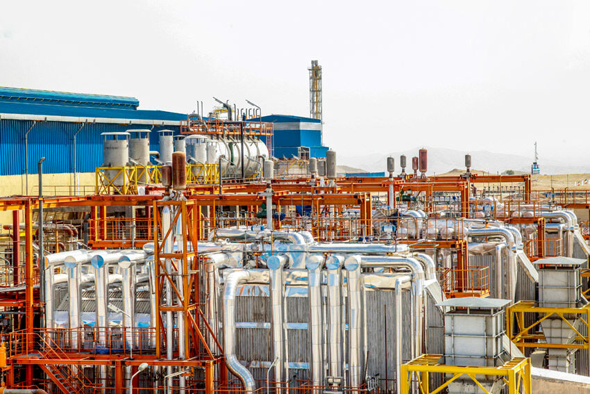 به گزارش خبرانرژی به‌نقل از شرکت صنایع پتروشیمی مسجدسلیمان، این شرکت از ابتدای ۱۴۰۳ با تمرکز بر حل چالش‌ها و گلوگاه‌های کلان تولید، جهش قابل توجهی را در تولید محصولات رقم زد، به‌ طوری‌که در تیر ۱۴۰۳ با وجود مشکلات بسیار، بار دیگر رکورد تولید ماهانه محصولات خود را جابه‌جا کرد و دستاورد دیگری را در سال جهش تولید به ثبت رساند.