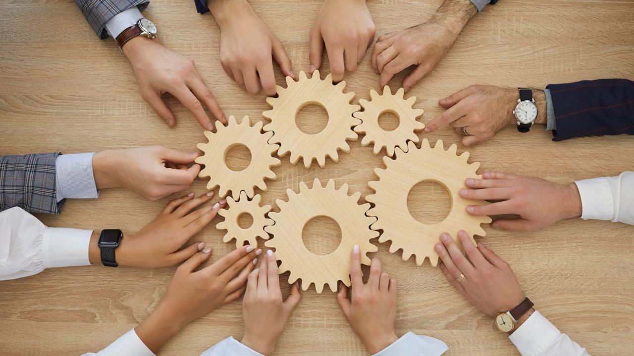 به گزارش خبرانرژی به نقل از ایسنا، ارقام رسمی موسسه آمار ترکیه نشان داد بیکاری در ترکیه طی ماه مه به ۸.۴ درصد کاهش یافت که پایین‌ترین نرخ آن از ماه نوامبر ۲۰۱۲ یعنی تقریبا ۱۲ سال پیش است.   این نرخ در ماه آوریل ۸.۵ درصد و در ماه مه سال ۲۰۲۳ به میزان ۹.۵ درصد بود.