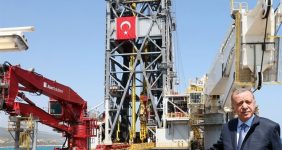 به گزارش خبرانرژی به نقل از روزنامه صاباح دیلی ترکیه، شرکت دولتی بوتاش روز چهارشنبه (۱۰ مرداد) در بیانیه‌ای اعلام کرد قیمت گاز طبیعی برای مصارف خانگی برای نخستین بار در حدود دو سال گذشته، از ابتدای ماه اوت (پنجشنبه، ۱۱ مرداد) ۳۸درصد افزایش می‌یابد.