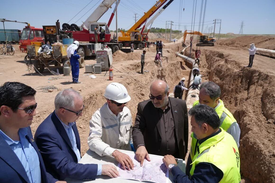  به گزارش خبرانرژی به‌نقل از شرکت ملی گاز ایران، سیدمحمود هاشمی دراین‌باره گفت: دو خط انتقال تقویتی گاز با هدف تأمین گاز فازهای توسعه‌ای کارخانه آلومینا و افزایش پایداری گاز شهرستان‌های گرمه و جاجرم در فصل سرد اجرایی شد.