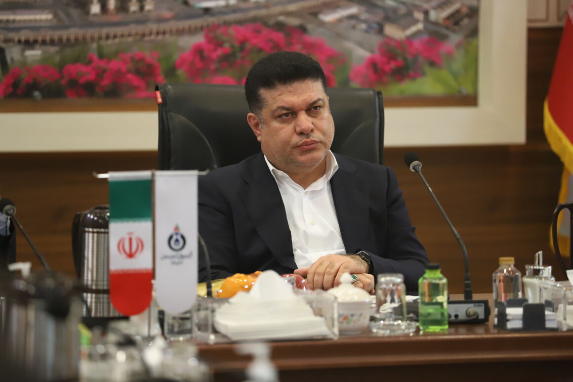 به گزارش خبرانرژی به نقل از شانا، احمد هاشمی روز (شنبه، ۲۰ مرداد) در نشستی با اصحاب رسانه درباره مزایای این خط لوله گفت: خط لوله تأمین خوراک پالایشگاه نفت بندرعباس که یک انشعاب از خط لوله گوره - جاسک است، با جلوگیری از تردد حدود ۱۴۵ کشتی ۹۰ تنی، صرفه‌جویی حدود ۸۰ میلیون یورویی به همراه دارد.