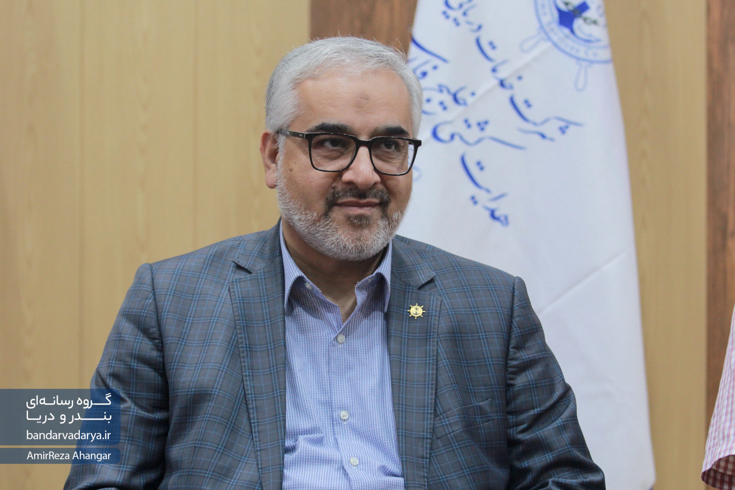 به گزارش خبرانرژی به نقل از پایگاه خبری بندر و دریا، حسین صاحبی مدیرعامل شرکت خدمات دریایی هدایت‌کشتی خلیج‌فارس در یادداشتی به اهمیت و دورنمای امضای تفاهمنامه همکاری‌های آموزشی و پژوهشی میان هدایت‌کشتی خلیج‌فارس و دانشگاه آزاد اسلامی واحد علوم دریایی خارگ پرداخته که در ادامه می‌خوانید.