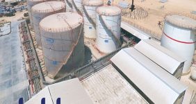 به گزارش خبرانرژی به نقل از پایگاه اطلاع‌رسانی شرکت نفت ایرانول، با توجه به هزینه بالا و مشکلات متعدد در تامین سوخت گازوئیل و همچنین توافق با سازمان بنادر و دریانوردی، این پروژه در مدت ۵ ماه با تلاش مهندسین و پرسنل شرکت نفت ایرانول به سرانجام رسید.