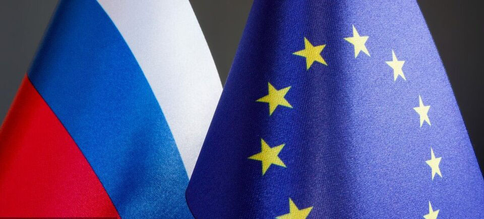 تأکید اروپا برای تشدید نظارت بر طرح سقف قیمتی نفت روسیه، کمیسیون اتحادیه اروپا از نشست اعضای این اتحادیه و ۱۲ کشور متحدش برای تشدید سقف قیمتی نفت روسیه خبر داد.