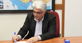 قدردانی مدیرعامل شرکت پخش فرآورده‌های نفتی از مجموعه انتظامی راهور فراجا، مدیرعامل شرکت ملی پخش فرآورده‌های در هفدهمین سال اجرای پروژه ملی کارت هوشمند سوخت، طی پیامی از همراهی مجموعه معظم انتظامی راهور فراجا در روند اجرای این طرح مهم و راهبردی قدردانی کرد.