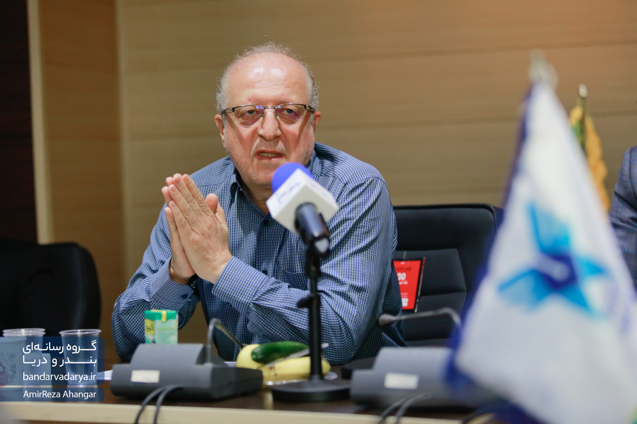 به گزارش خبرانرژی به نقل از پایگاه خبری بندر و دریا، محمدرضا قادری رئیس هیأت‌مدیره شرکت خدمات دریایی هدایت‌کشتی خلیج‌فارس در یادداشتی به تشریح کنوانسیون STCW و بهره‌مندی از تجربه STCW برای شناورهای غیرکنوانسیونی پرداخته که در ادامه می‌خوانید.