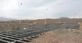 به گزارش خبرانرژی به نقل از شهر مردم: فاطمه مقدم| هزینهای که در شرایط فعلی کمبود بودجه و انبوه پروژههای عمرانی، رقم قابل توجهی محسوب میشود. اما در برابر خسارتی که احداث گورستان به سلامت و بهداشت آب شرب مردم شهر صدرامی زد هیچ رقمی به حساب نمی آید!