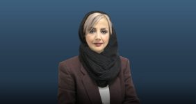 به گزارش خبرانرژی به گزارش فلزات آنلاین: نزدیک به ۴۲۰ سال پیش بود که اولین روزنامه در استراسبورگ فرانسه متولد شد و اولین رسانه به تعریف مدرن امروزی آن شکل گرفت. از آن زمان تاکنون رسانه‌های نوشتاری، شنیداری و دیداری جهان را در نوردیدند و به عنوان یکی از مهم‌ترین و تاثیرگذارترین ابزار ساخت بشر، نقشی بی‌بدیل در شکل‌دهی افکار، نگرش‏ها و رفتار مردم ایفا کرده‌‌اند.