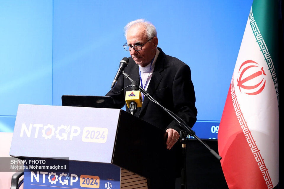 دستاوردهای مطلوب ایران در زمینه گاز میعانی با وجود تحریم‌ها، رئیس انجمن مهندسی گاز ایران گفت: با توجه به شرایط تحریمی توانسته‌ایم به فناوری‌های روز دنیا دست یابیم. برای نمونه در گاز میعانی به نتایج خوبی دست یافتیم که از کار مشابه در آمریکا بهتر بود.