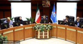 لزوم توجه روابط عمومی صنعت پالایش به هم‌افزایی اثربخش با ذی‌نفعان، معاون وزیر نفت در امور پالایش و پخش فرآورده‌های نفتی گفت: در دوره تازه مدیریت، ارتقای هویت سازمانی و بهبود نماد کارفرمایی، هم‌افزایی اثربخش با ذی‌نفعان، همچنین ممیزی وجود مختلف سازمان براساس استانداردهای مدون و تحلیل شکاف و ارزیابی ریسک‌ها به‌منظور احصای برنامه‌های عملیاتی در حوزه ‌اچ‌اس‌یی سرلوحه کار صنعت پالایش قرار خواهد گرفت.