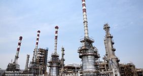 پالایش نفت بندرعباس سفیر شایسته اقتصادی ایران شد، شرکت پالایش نفت بندرعباس در نخستین گردهمایی بزرگ پیشرانان و سرآمدان اقتصاد ایران با عنوان مجمع جهانی دیپلماسی برند، به عنوان سفیر اقتصادی ایران معرفی شد.